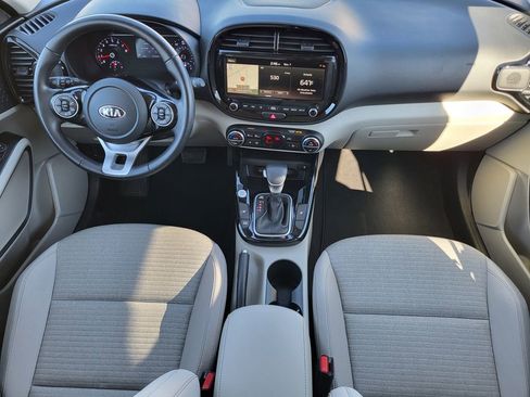 Used 2020 Kia Soul EX image 23