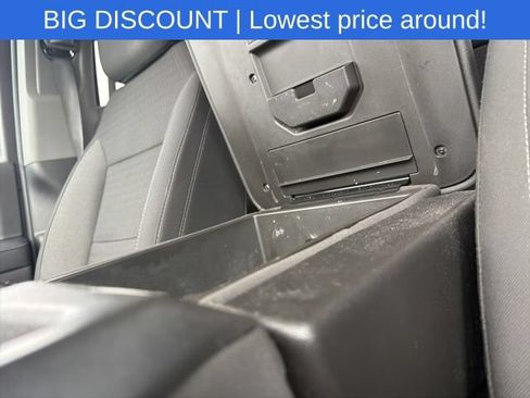 Used 2022 Chevrolet Silverado 1500 LT AWD/4WD image 34