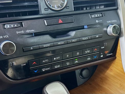 Used 2017 Lexus RX 350 FWD image 24