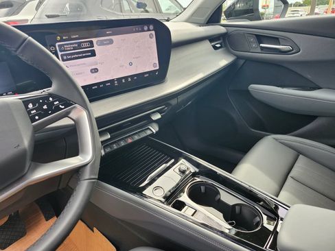 New 2026 Audi Q3 quattro 2.0T AWD/4WD image 9