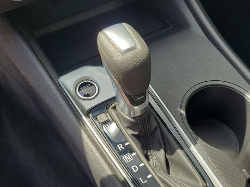 Used 2025 Nissan Altima 2.5 SV FWD image 26