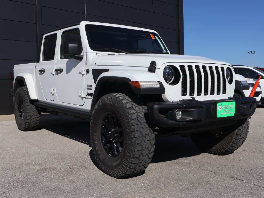Used 2023 Jeep Gladiator Sport AWD/4WD image 6