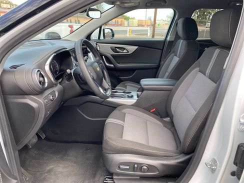 Used 2025 Chevrolet Blazer LT FWD image 23