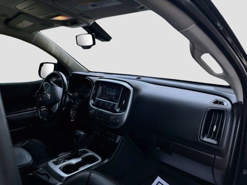 Used 2019 Chevrolet Colorado ZR2 w/ ZR2 Midnight Special Edition AWD/4WD image 27