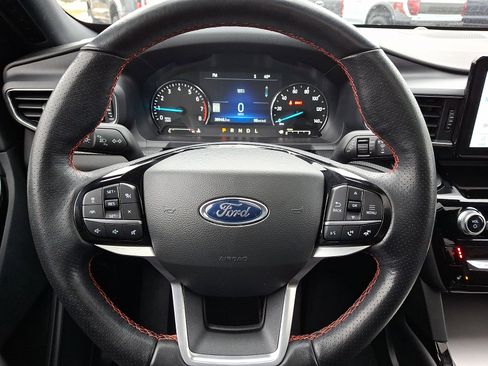 Certified 2022 Ford Explorer ST-Line w/ Class IV Trailer Tow Package image 26