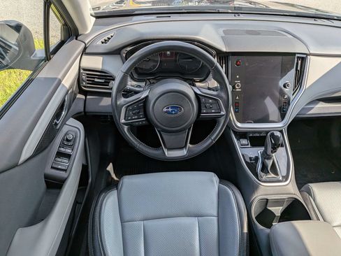Certified 2025 Subaru Outback Premium AWD/4WD image 15