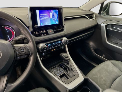 Used 2024 Toyota RAV4 XLE image 26