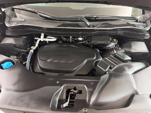 Used 2023 Honda Ridgeline Sport image 32