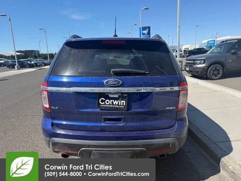Used 2014 Ford Explorer XLT w/ Equipment Group 201A AWD/4WD image 14