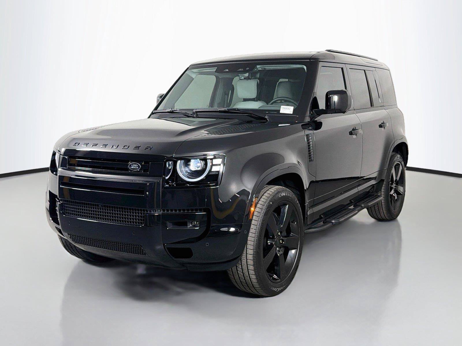 New 2026 Land Rover Defender 110 X-Dynamic SE AWD/4WD image 1