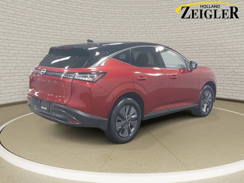 Certified 2025 Nissan Murano SL w/ Cargo Package image 5