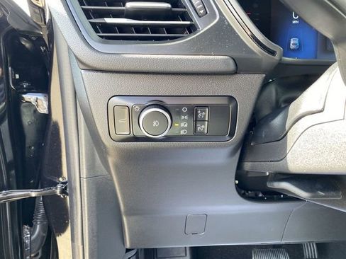 Used 2025 Ford Escape ST-Line Select image 15