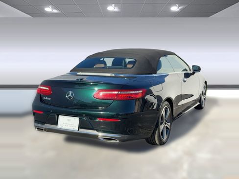 Used 2018 Mercedes-Benz E 400 E 400 image 7