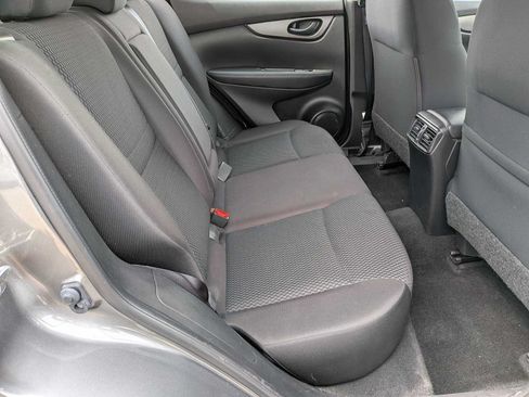 Used 2019 Nissan Rogue Sport S AWD/4WD image 18