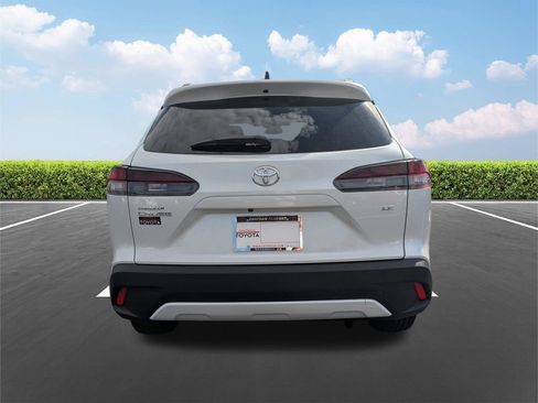 New 2026 Toyota Corolla Cross LE image 5