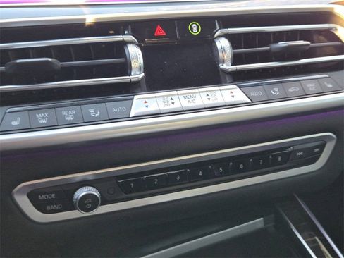 Used 2023 BMW X5 xDrive45e image 14