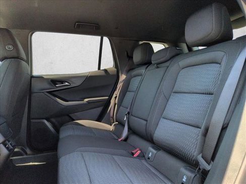 New 2026 Chevrolet Equinox LT AWD/4WD image 16