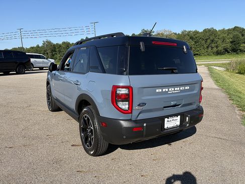 Used 2025 Ford Bronco Sport Outer Banks w/ Outer Banks Tech Package+ AWD/4WD image 3