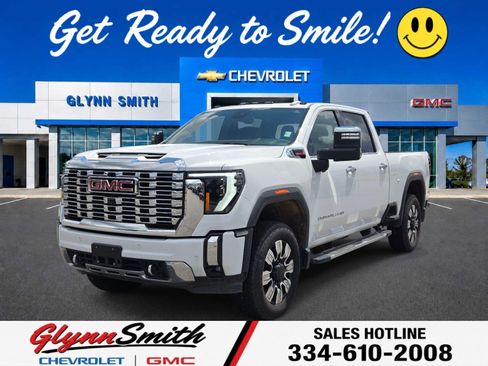 Used 2025 GMC Sierra 2500 Denali AWD/4WD image 1