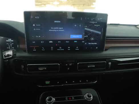 Certified 2023 Lincoln Nautilus Reserve w/ Equipment Group 201A image 12