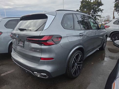 New 2026 BMW X5 xDrive40i w/ Executive Package image 5
