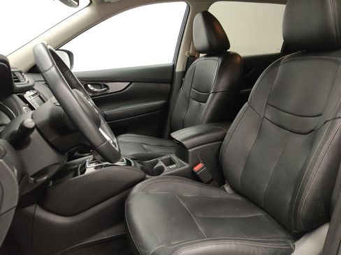 Used 2018 Nissan Rogue SL FWD image 17