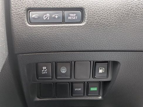 Used 2020 Nissan Rogue S w/ Special Edition Package image 22