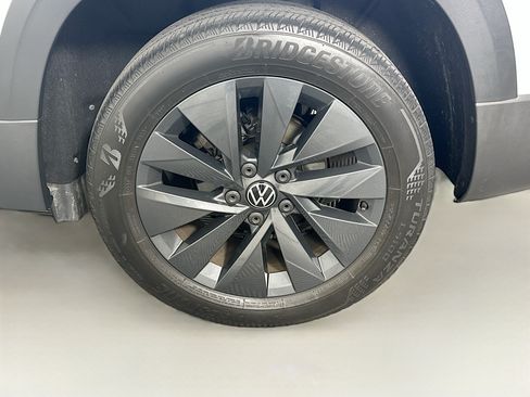 Used 2022 Volkswagen Taos S FWD image 11
