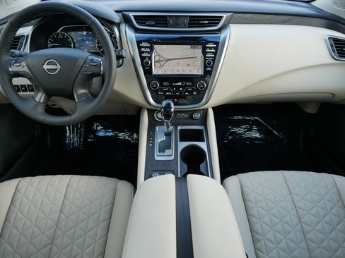 Used 2024 Nissan Murano Platinum w/ Cargo Package image 10