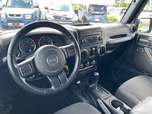 Used 2016 Jeep Wrangler Unlimited Sport w/ Quick Order Package 24S image 12