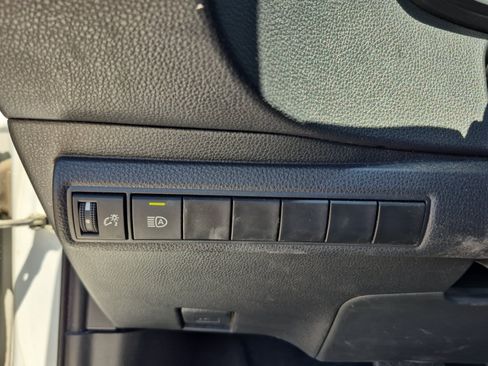 Used 2024 Toyota Corolla LE FWD image 34