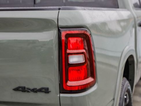 New 2026 RAM 1500 4x4 Crew Cab image 10