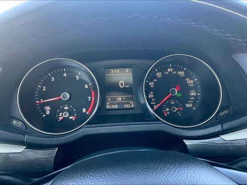 Used 2017 Volkswagen Passat 1.8T SE w/ SE Lighting Package image 20