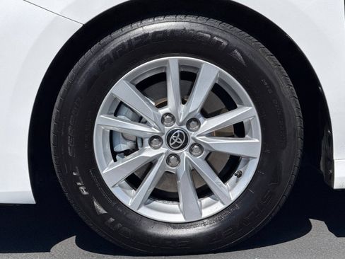 Used 2025 Toyota Camry LE FWD image 15