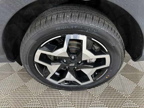 Used 2023 Hyundai Santa Cruz Limited AWD/4WD image 10