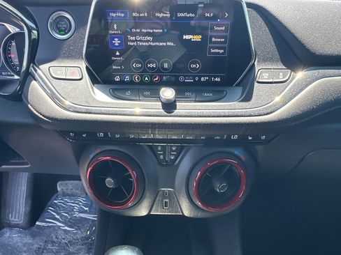 Used 2021 Chevrolet Blazer RS w/ Enhanced Convenience Package FWD image 30