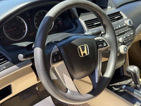 Used 2011 Honda Accord LX image 12