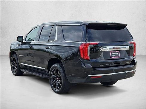 Used 2021 GMC Yukon SLT w/ SLT Premium Package image 8