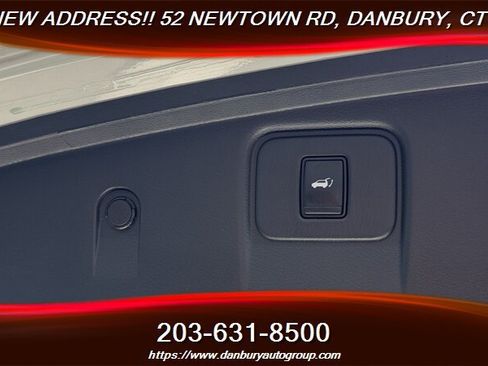 Used 2017 Nissan Murano Platinum w/ Platinum Technology Package AWD/4WD image 29