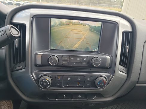 Used 2018 Chevrolet Silverado 1500 LT image 31