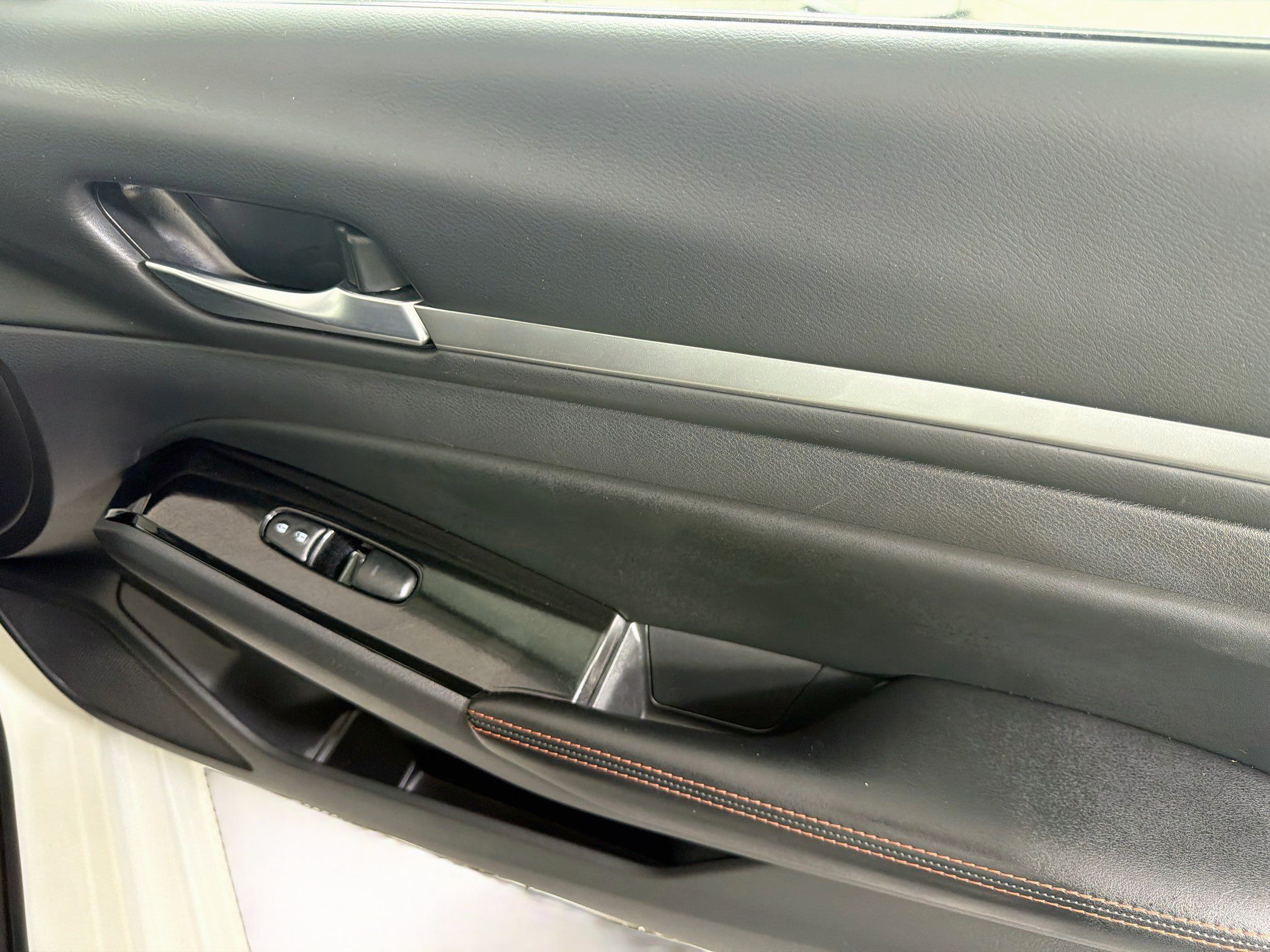 Used 2025 Nissan Altima 2.5 SR FWD image 29