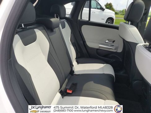 Used 2021 Mercedes-Benz GLA 250 4MATIC image 26