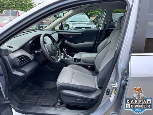 Used 2025 Subaru Outback Premium AWD/4WD image 22