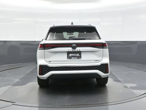 New 2026 Volkswagen Tiguan SE R-Line AWD/4WD image 6