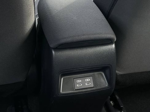 Used 2024 Toyota Corolla LE FWD image 24