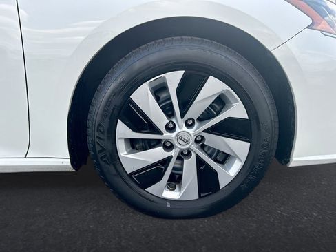Used 2023 Nissan Altima 2.5 S FWD image 31