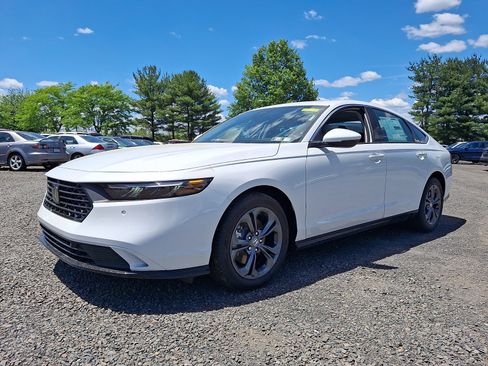 New 2026 Honda Accord EX-L image 2