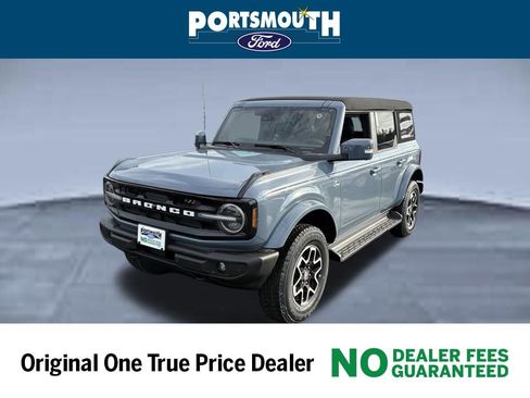 New 2025 Ford Bronco Outer Banks image 17