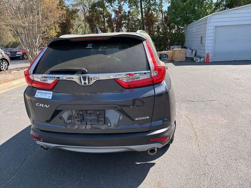 Used 2019 Honda CR-V Touring image 6