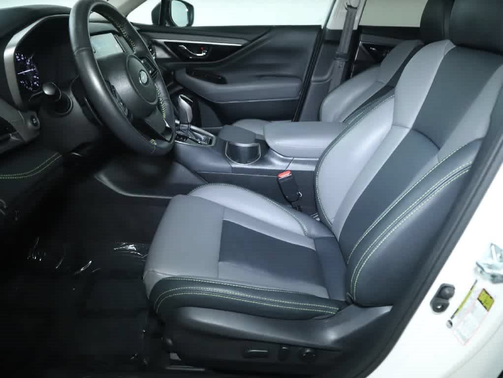 Used 2024 Subaru Outback Onyx Edition AWD/4WD image 18